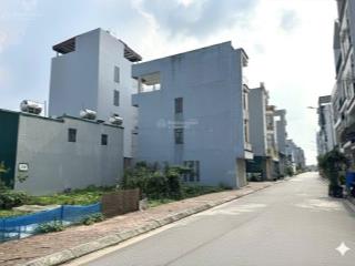 Đất dịch vụ yên lũng view hồ vị trí vàng gần vinhomes, cạnh đại lộ, vị trí kinh doanh, cc đông đúc