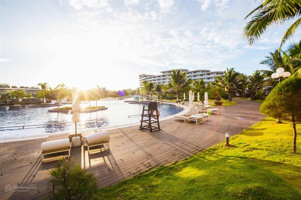 Cần tiền bán cắt lỗ lô đất nền liền kề flc lux city cạnh resort 900 tr (tặng móng 295tr) 108mv