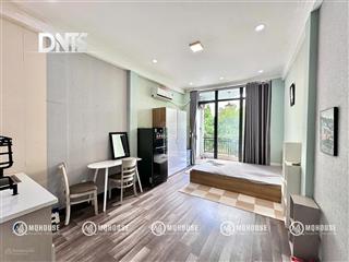 Chdv bancony hoàng sa gần cầu kiệuchợ tân địnhtrường đh kinh tế isb