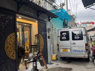 Nhà shr xe hơi đỗ cửa 4,5x11 đúc 1 lầu tân thới hiệp 20 q12 sát gò vấp, về trung tâm q1 chỉ 20p