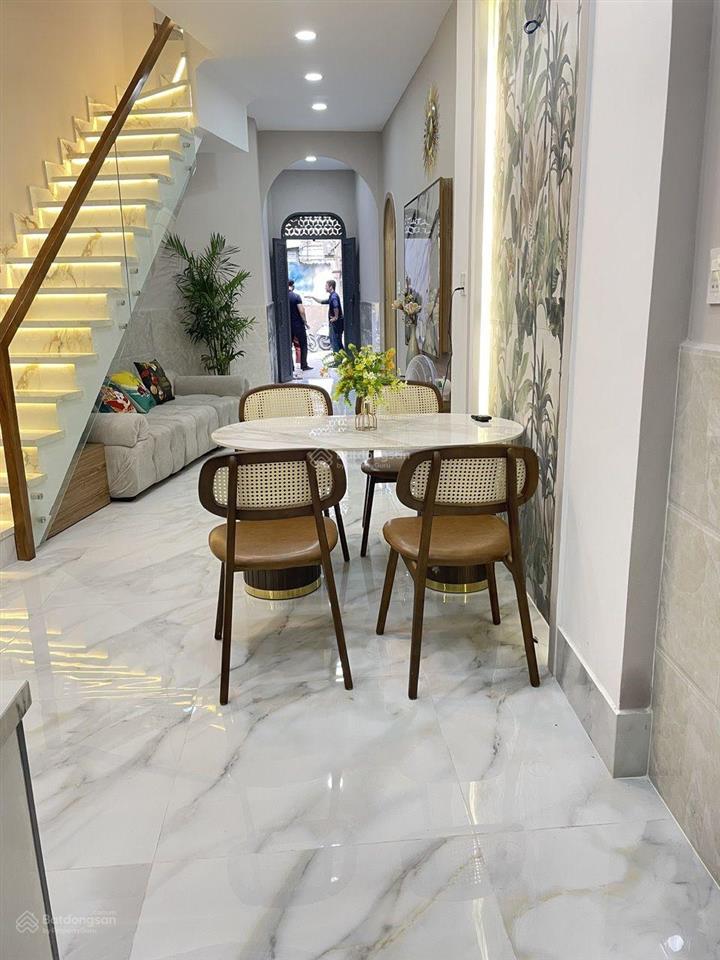 Nhà mới siêu đẹp lạc long quân  quận 11  nội thất cơ bản  dọn vào ở ngay  chỉ 4,98 tỉ