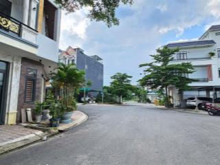 Bán nhà 1 trệt 2 lầu trục chính kinh doanh  kdc phú hồng thịnh 8 mở rộng  bình chuẩn, thuận an