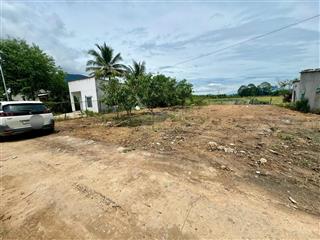 Bán nhanh 3 lô suối cát ngay khu dân cư cách tỉnh lộ 3 chỉ 100m, xây ở được ngay