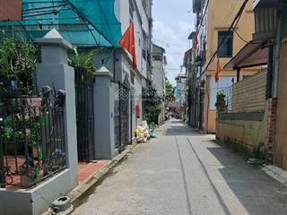 Bán đất tặng nhà 3 tầng trung tâm trâu quỳ gia lâm ô tô vào nhà, nhỉnh 11 tỷ, 0964 793 ***