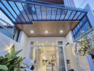 Thua lỗ cần bán nhà cho thuê 23triệu/ tháng đường số 75, quận 7.giá 4tỷ170/ 81,6m2 (5,1x16m)