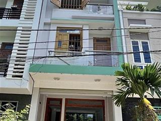 Ngay mặt tiền cần bán nhà đặng hữu phổ, thảo điền, quận 2. dt lớn 72m(4,5x16m). giá tốt