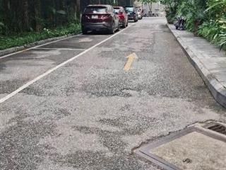 Bán biệt thự liền kề vip  trung tâm cầu giấy hơn 30 tỷ0914 374 ***