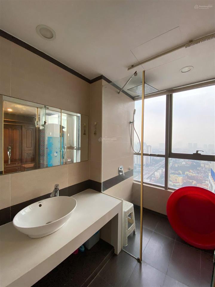 Chính chủ bán căn hộ diện tích 162m2, thiết kế 4pn, 3wc tại thăng long number one, cầu giấy, hà nội