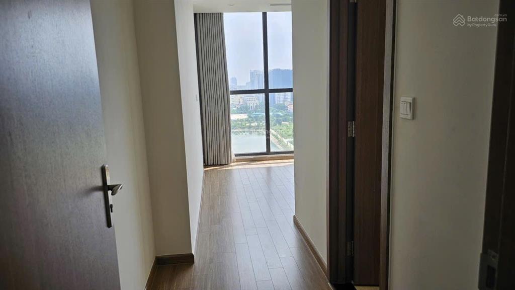 Bán gấp căn hộ 3pn, 90m2 view hồ tại vinhomes skylake, phạm hùng, nam từ liêm, giá từ 150 triệu/m2