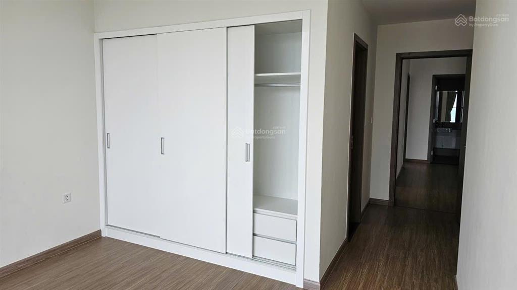 Bán gấp căn hộ 3pn, 90m2 view hồ tại vinhomes skylake, phạm hùng, nam từ liêm, giá từ 150 triệu/m2