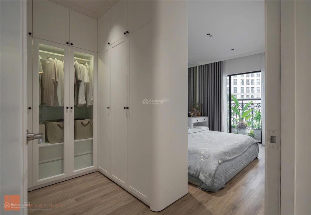 Em cần bán gấp căn hộ ecolife tây hồ, giá 100 tr/m2, diện tích 106.9m2, 3pn, 2wc, hướng bắc, nam