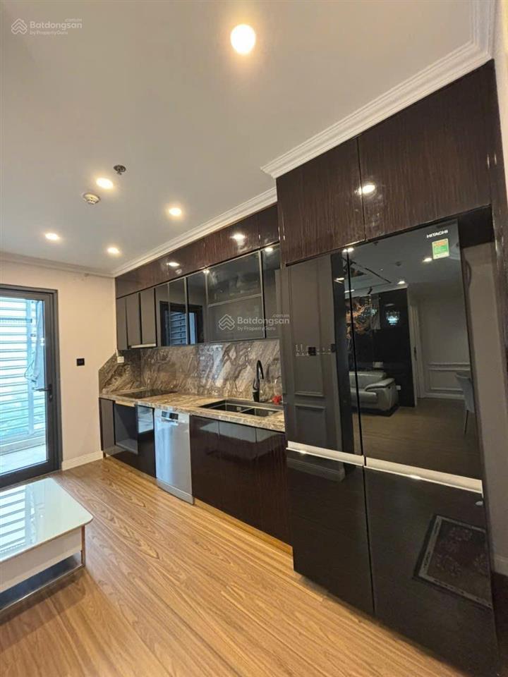 Cần bán gấp căn hộ chung cư vinhomes west point, 110 triệu/m2, diện tích 95m2, 3n2wc, tiện ích..