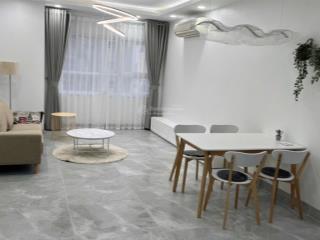 Cần bán gấp căn hộ golden palace, mễ trì, giá 90 triệu/m2, 85m2, 2pn, full nội thất, nhiều tiện ích