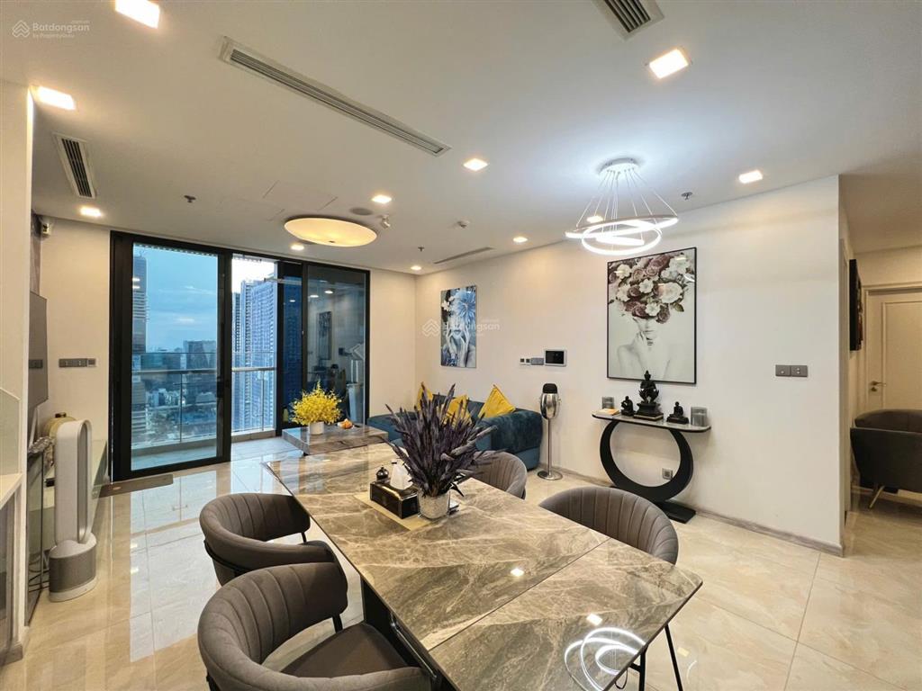 Bán saigon south giá 2pn từ 4 tỷ