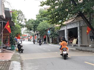 Hơn 50m2 tại ngay trục chính phù khê và hương mạc + đường trước đất 6m. 50m ra công viên nguyễn