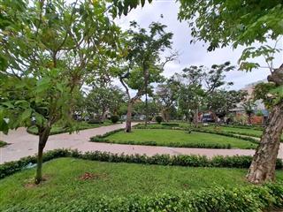 Bông sao  102m  15.5 tỷ  p.5, q.8  view công viên  3 tầng btct  sổ nở hậu
