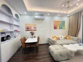 Cần bán gấp  2 ngủ tặng full nội thất  giá chỉ 2,1 tỷ (0913 815 *** em ngọc)