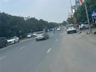 Dt74mtiền 4,3m uy nỗ đông anh hà nội, đường thông ô tô, cách 10m ra bìa làng hai ô tô tải tránh,