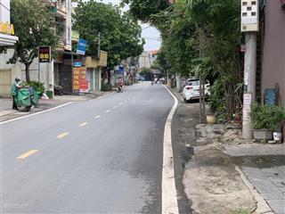 Đất đẹp uy nỗ đông anh hà nội dt56m gần nhà thi đấu huyên đông anh, cách 15m mặt phố kinh doanh