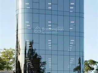 Toà building mp phùng chí kiên, dt 260m2 8t, 1 hầm, mt 11m, pccc, thang máy, vỉa hè rộng