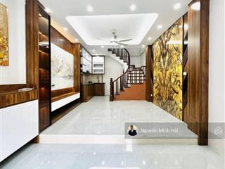 Nhà 5 tầng 75m2 phố láng hạ, lô góc oto gần phố