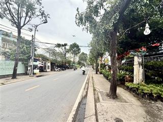 Linh đông  mt kinh doanh  240m2  nhú 10tỷ