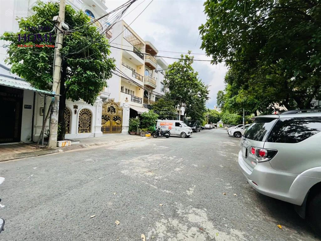 Hạ giá bán nhanh nhà 1 trệt 2 lầu st  8x28m  mtnb khu gò dầu giá bán nhỉnh 20 tỷ