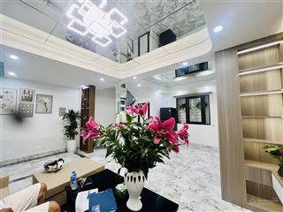 Cần bán gấp nhà đẹp hai bà trưng  chỉ 6.85 tỷ có ngay  tổng diện tích 35m2  gần ô tô.