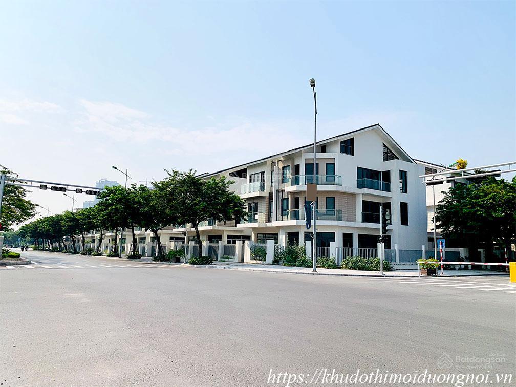 Gia đình tôi cần bán căn biệt thự an vượng dương nội, 37 tỷ gần cv thiên văn học, k lỗi phong thủy