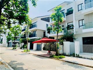 Tôi cần cho thuê căn biệt thự an vượng dương nội hoàn thiện full có thang máy, dt 200m2 giá 30tr