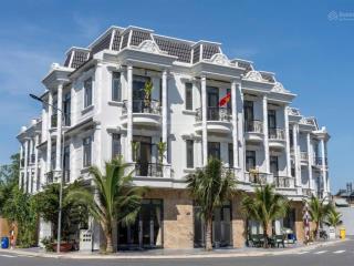 Bán nhà phố sẵn sổ hồng tại thành phố dĩ an cho thuê dòng tiền 15tr/tháng