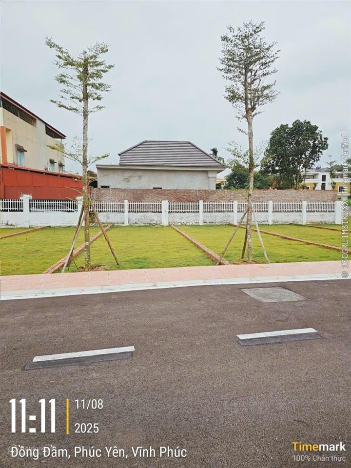 Lô góc 2 mặt tiền đất phú cát khu công nghệ cao hòa lạc giá rất tốt.