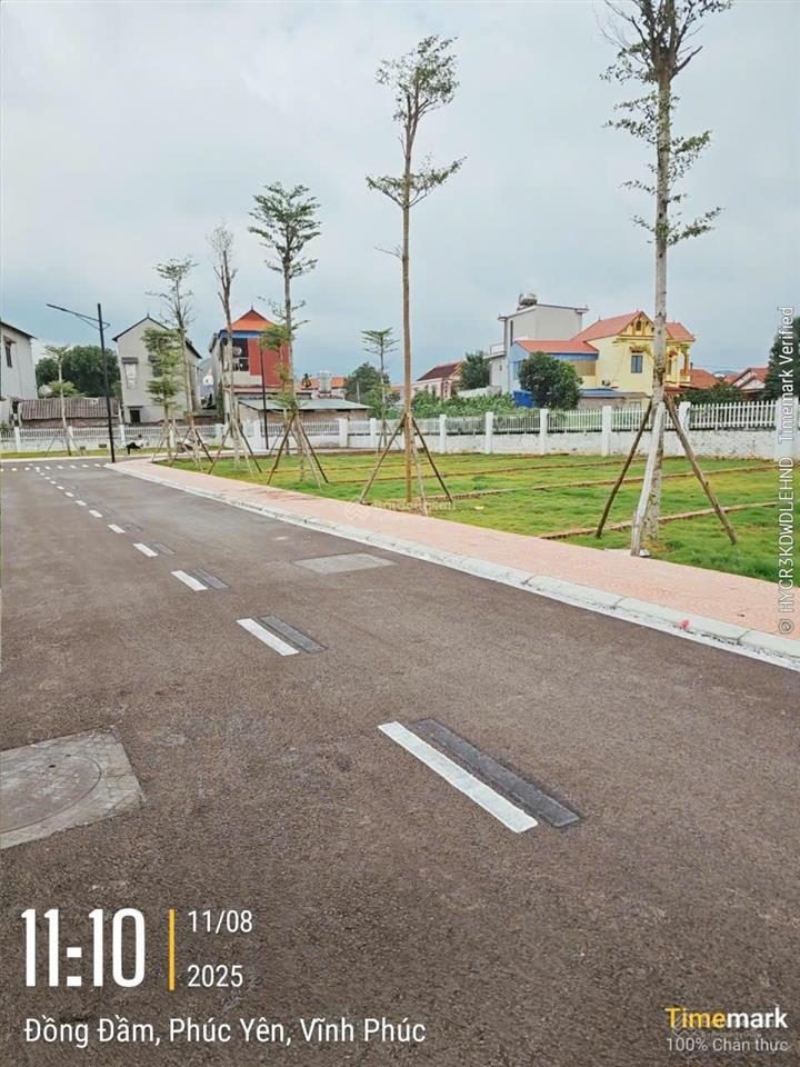 Lô góc 2 mặt tiền đất phú cát khu công nghệ cao hòa lạc giá rất tốt.