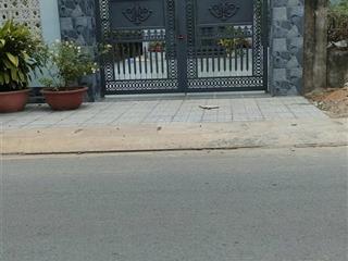 Nhà mới xâyphong cách hiện đại 337,5m 100 thổ 5 tỉ 5 long đức long thành