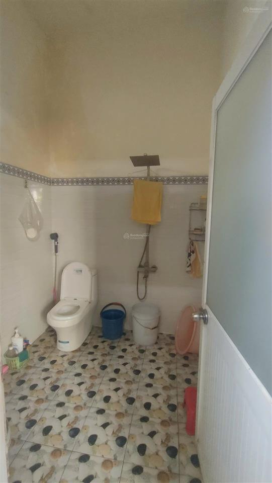 Nhà cấp 4 dt 102m có 80m² thổ cư  1 xoẹt hẻm 165  3 phút ra chợ văn hải  chỉ 2,5 tỷ.