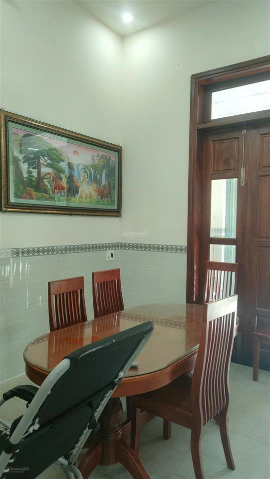 Nhà cấp 4 dt 102m có 80m² thổ cư  1 xoẹt hẻm 165  3 phút ra chợ văn hải  chỉ 2,5 tỷ.