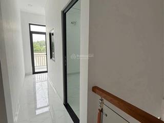 Bán nhà mới hoàn thiện cách ngã tư bình chuẩn 500m giá bán 2 tỷ 350tr