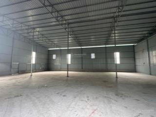 Cho thuê kho khu vực kcn phú thị gia lâm , s  500m2,800m2,5000m2