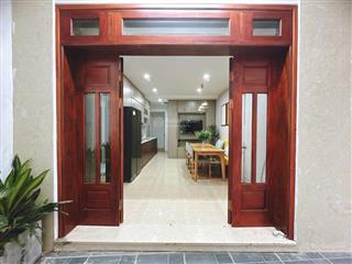 Nhà mới thiết kế phong cách nhật. ngõ ô tô 5 tầng ở ngay  phố nguyễn lam, long biên