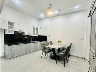 Lê thanh nghị  30m2  5 tầng  3 ngủ  5, x tỷ đồng. 0919 902 ***