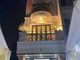 Bán nhà dân xây cực kì tâm huyết, nội thất xịn khu tân tây đô trạm trôi trung tâm hoài đức.