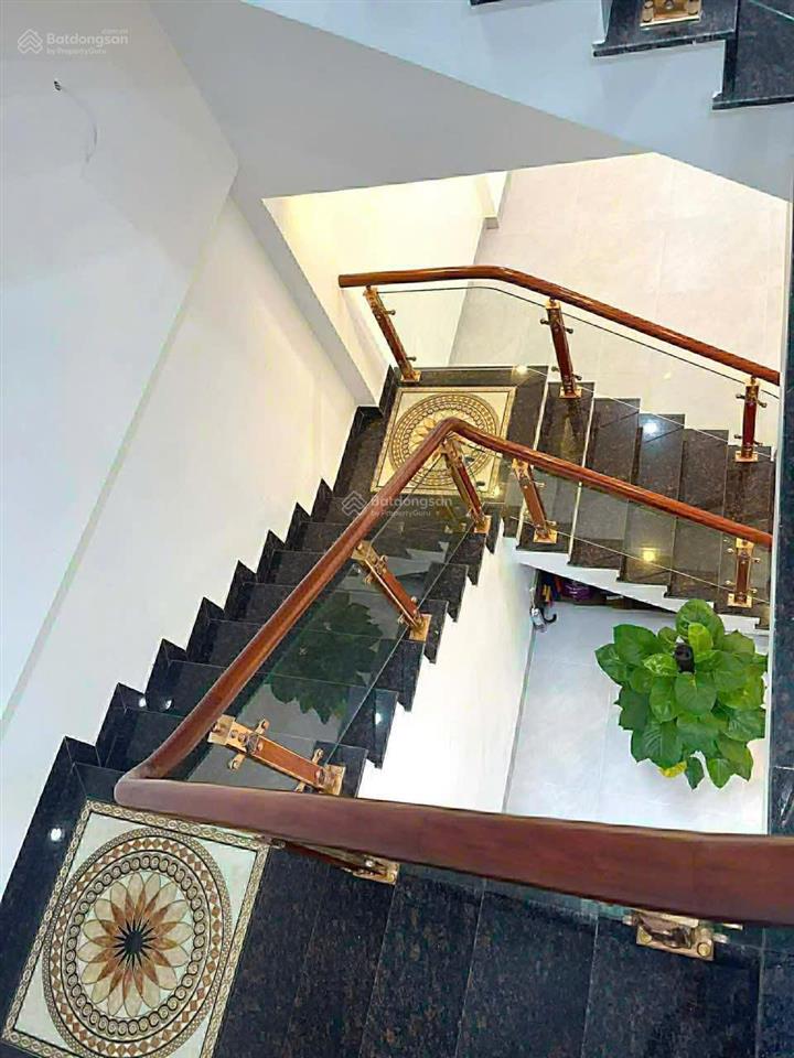 Nhà dân xây cực tâm huyết 89m². 3t 2 thoáng trước sau đường xe tải thông kề trường c12 di trạch