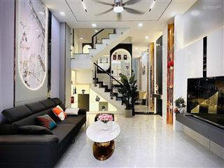 Bán nhà 1 trệt 3 lầu  nguyễn thị minh khai  hẻm ôtô  đầu tư giữ tiền an toàn  thanh khoản cao
