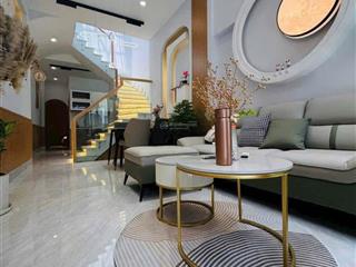Sở hữu ngay căn nhà tọa lạc đường lý chính thắng  quận 3  chủ cần bán gấp trong tháng