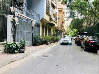 Hiếm, bán nhà trần quốc hoàn, cầu giấy, 55m2, gara ô tô, 2 thoáng trước sau, phân lô. nhỉnh 22 tỷ