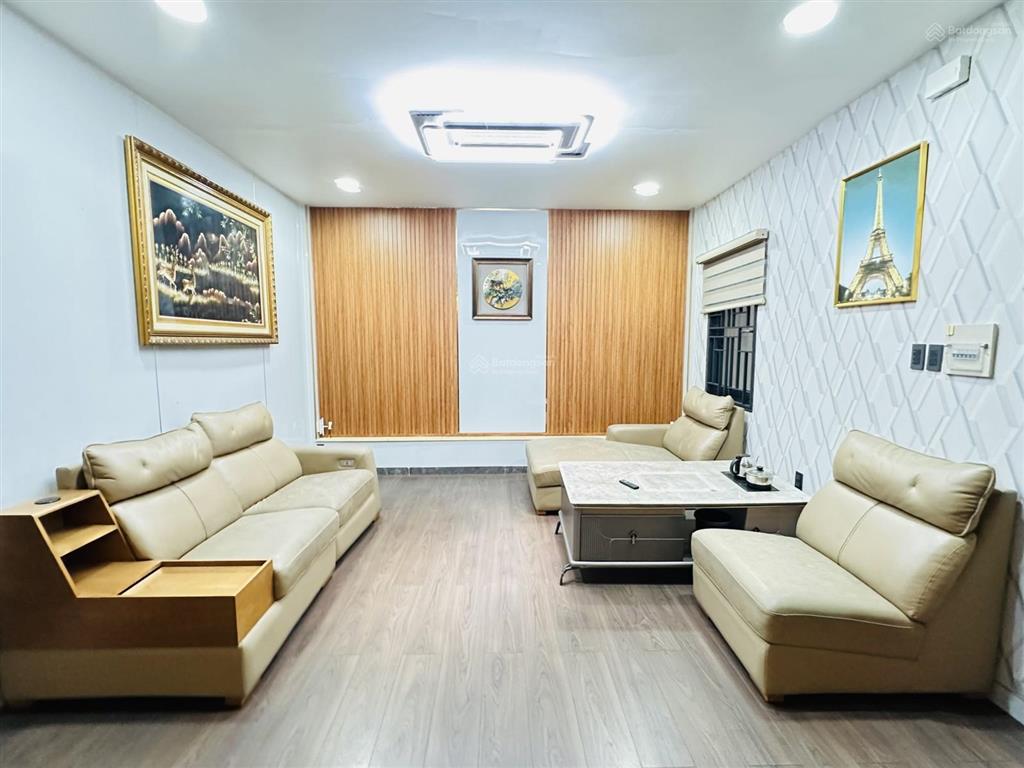 Bán villa ngang 7.8m x 18m 16 tỷ, 130m2, 6pn, 6wc, view đẹp tại đường ô tô số 21, p.8, gò vấp, hcm