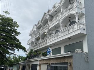 110m2 ( 5mx22m ) 2 mặt tiền đường 7m, kdc rạch tôm  giá 4,3 tỷ