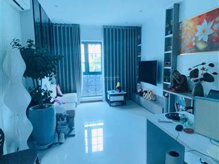 Mặt phố cát linh  diện tích 27/32 m2  7 tầng thang máy.  mặt tiền 3.8 m.  giá 24 tỷ