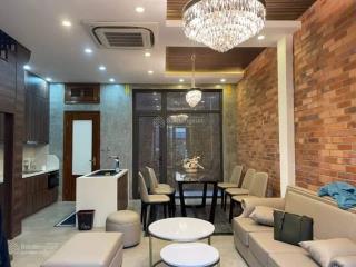 Bán nhà ở bồ đề, long biên vị trí cực đẹp ô tô đỗ cửa, đường ô to tránh giá chỉ hơn 5 tỷ