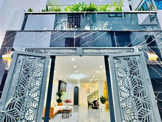 Chủ nhà mở rộng kinh doanh bán nhà cách mạng tháng 8, p11, q3. giá 2ty950tr. dt 70m². sổ hồng riêng